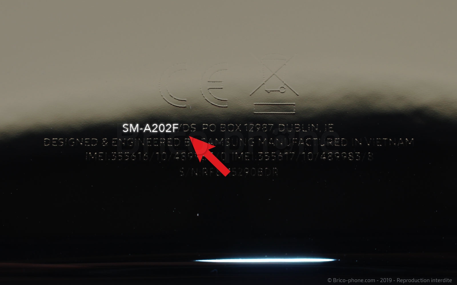 Changement de coque arrière sur Galaxy A20e photo 1